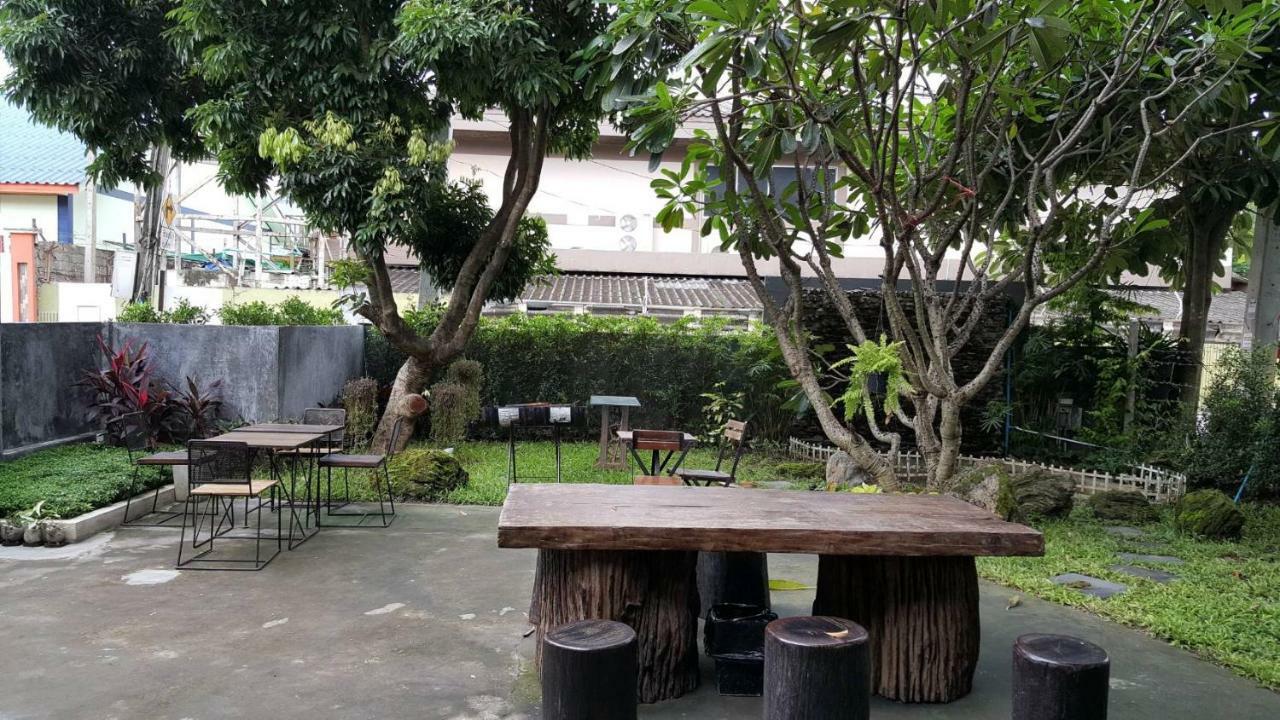 玛雅食宿旅舍 清邁 外观 照片